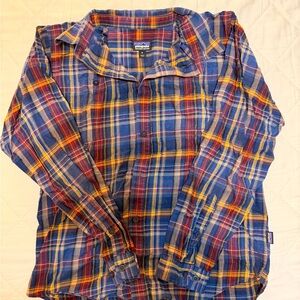 Patagonia Men's Blue Plaid Flannel Shirt